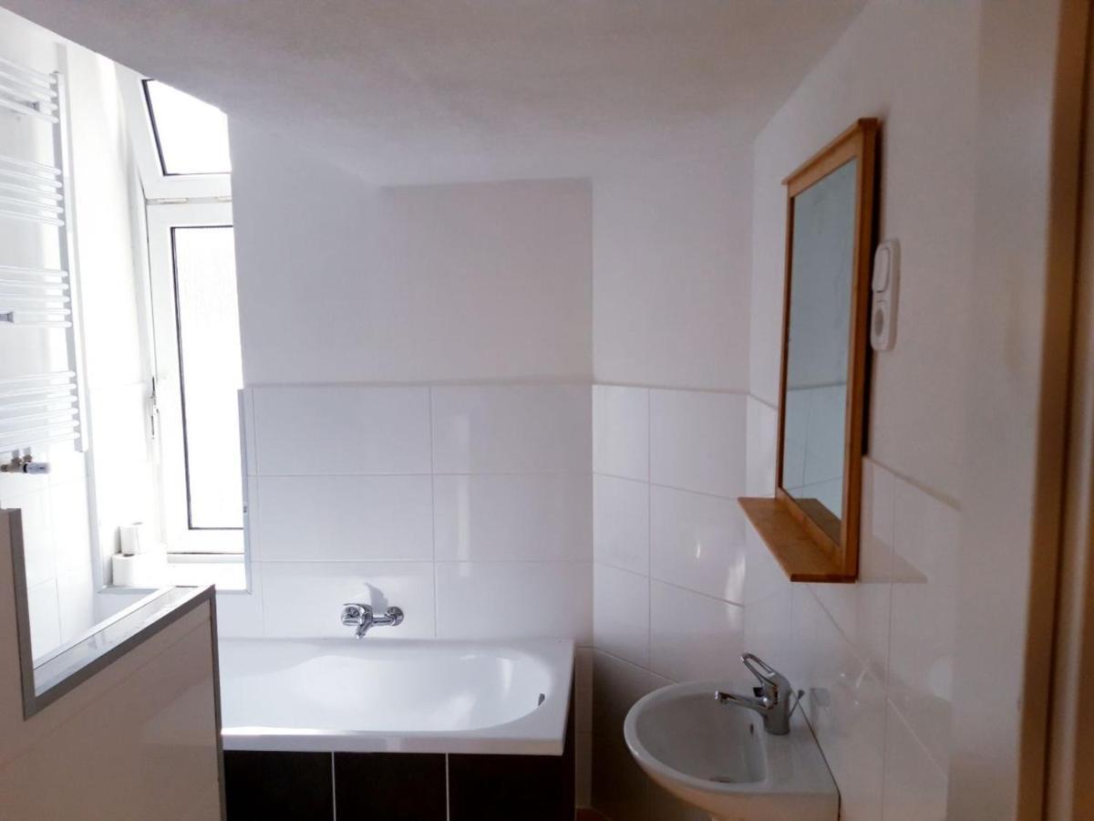 Appartment Am Hafen Von Stralsund Extérieur photo